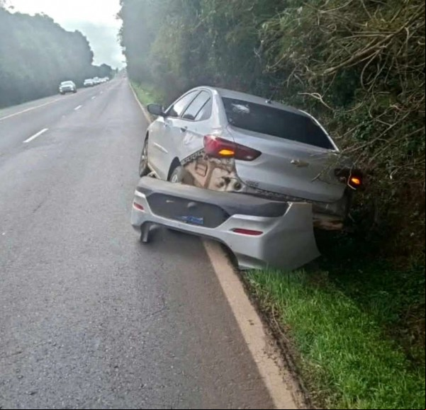 Condutor sai da pista na ERS-135 em Erechim